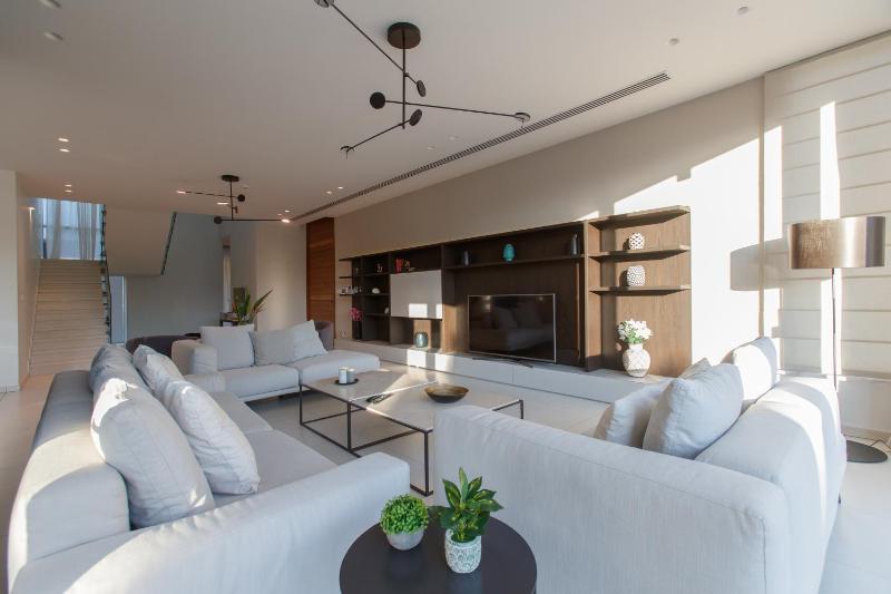 Vivo Mare Beachfront Villas - Emerald - image 10