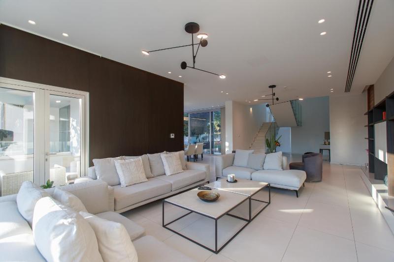 Vivo Mare Beachfront Villas - Emerald - image 6