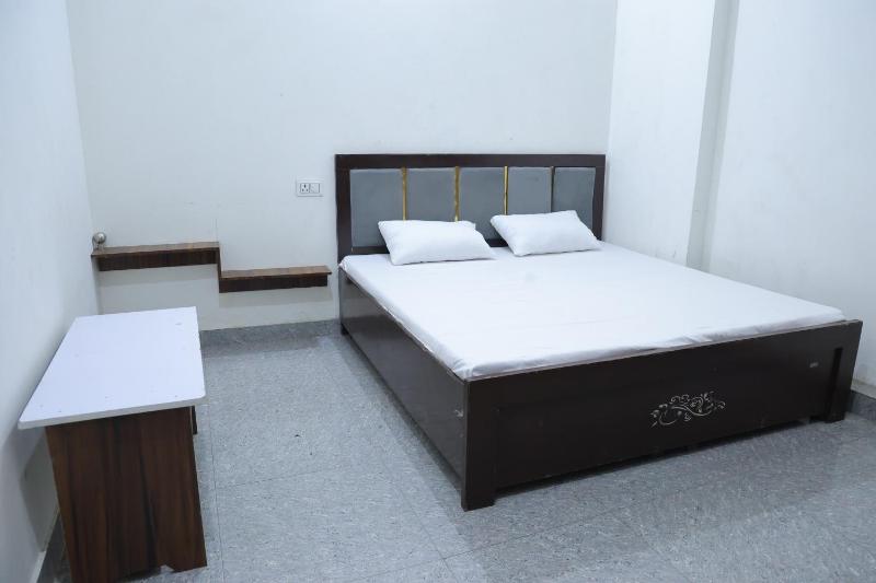 Bhawna Guest House - image 43