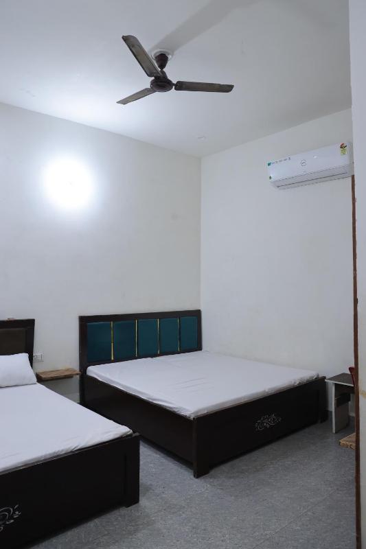 Bhawna Guest House - image 35