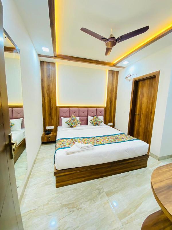 Taj Comfort Inn - image 13