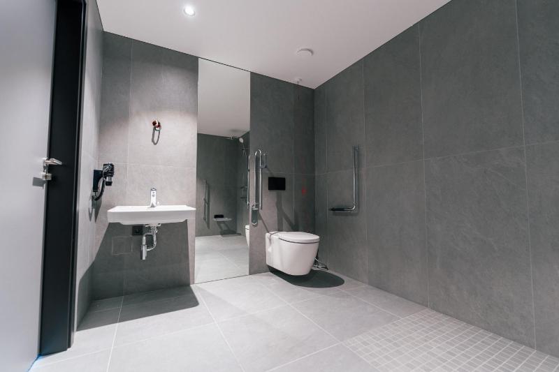 Superior Suite image 1