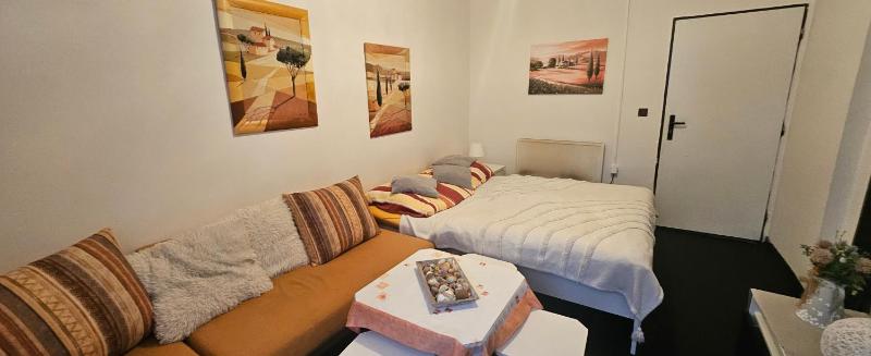 Classic Triple Room image 3