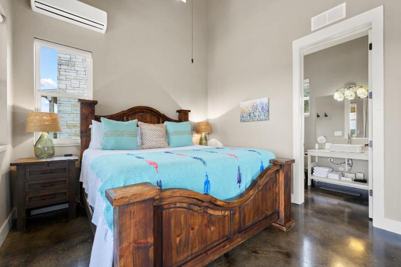 Holiday Home image 2