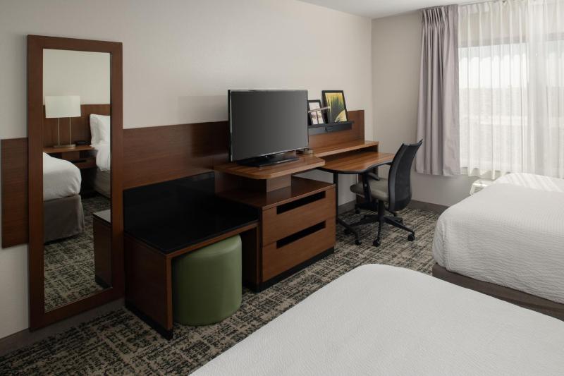 Fairfield Inn & Suites by Marriott Tampa Westshore/Airport - image 24