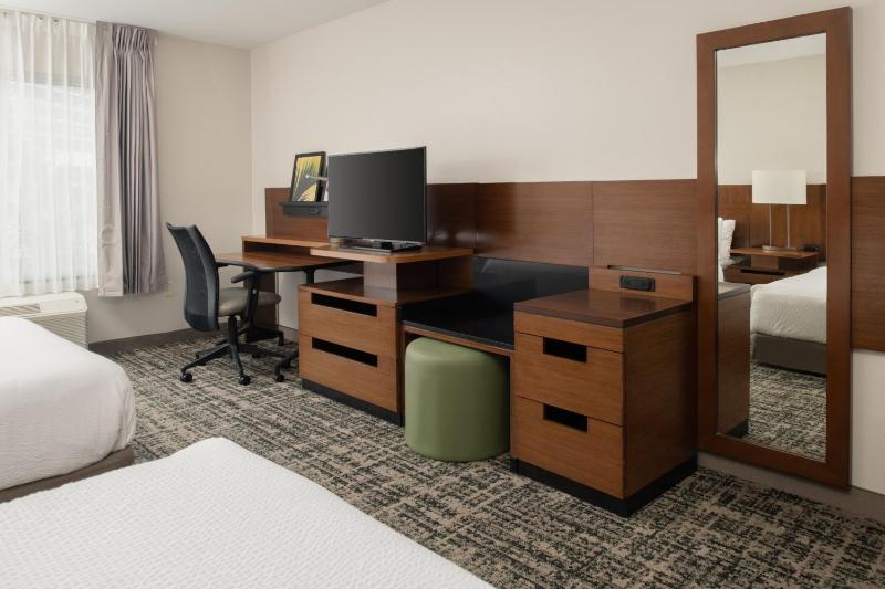 Fairfield Inn & Suites by Marriott Tampa Westshore/Airport - image 3
