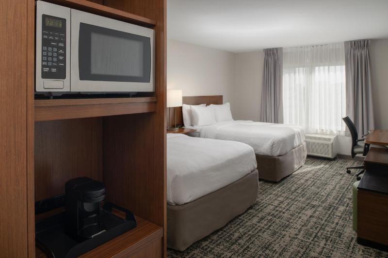 Fairfield Inn & Suites by Marriott Tampa Westshore/Airport - image 16