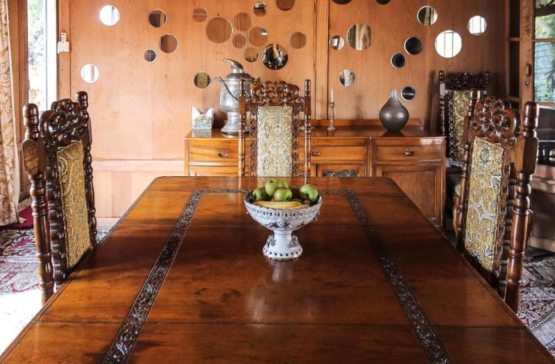 OMAR KHAYYAM HOUSEBOAT Retreat - image 4