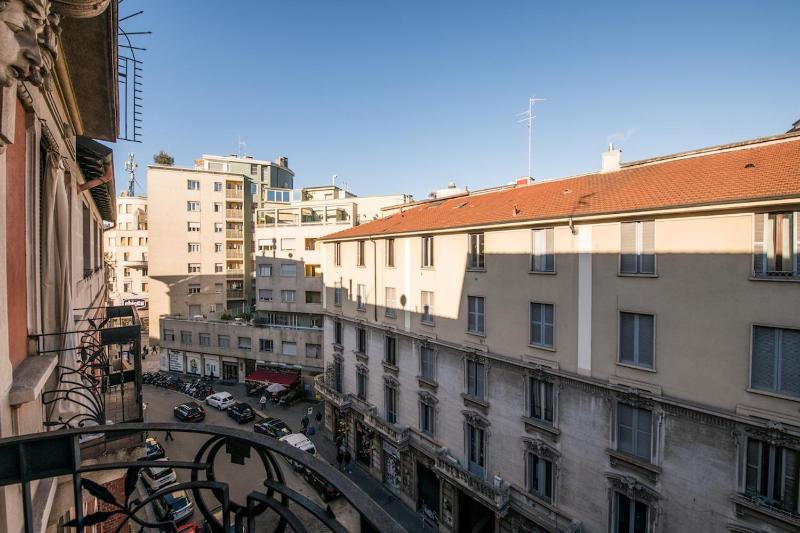 ShortMi Buenos Aires - image 3