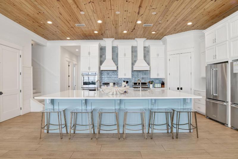 Seaside West 12 Bdrm 115 Bath Private Pools Sleeps 36 - image 32
