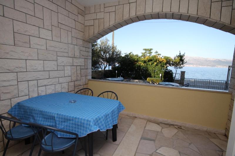 Studio with Terrace and Sea View image 3