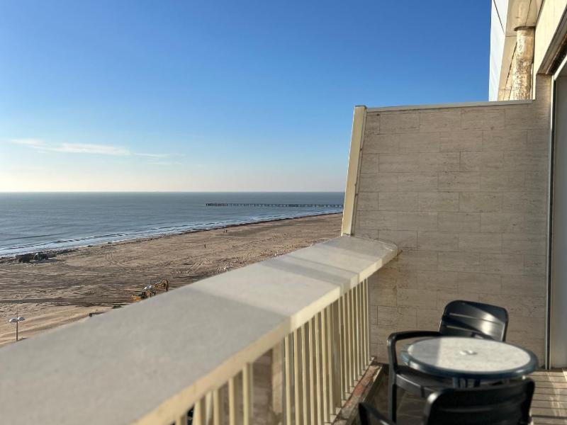 Appartement bord de mer avec balcon et parking - FR-1-652-47 - image 16