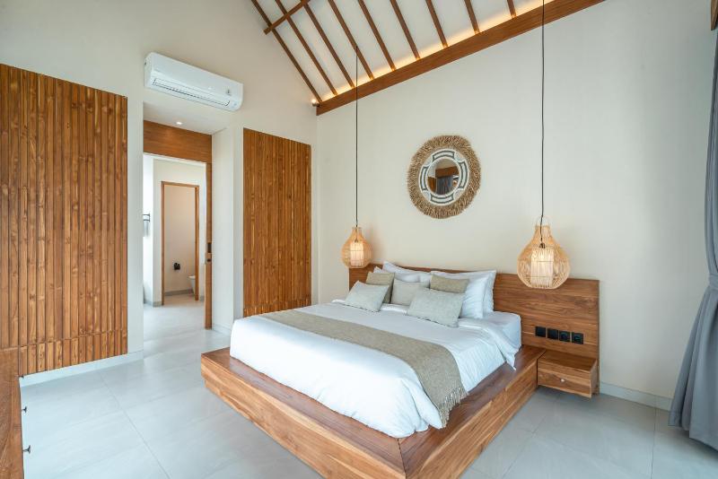 Villa Melina - Tranquil 2BR Villa Close to Beach - image 7