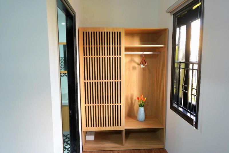 Mango House - image 9