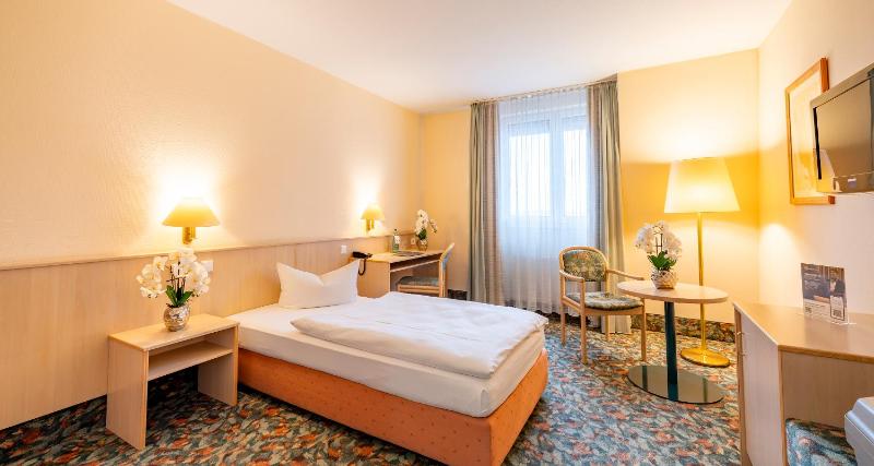 Economy Single Room image 3