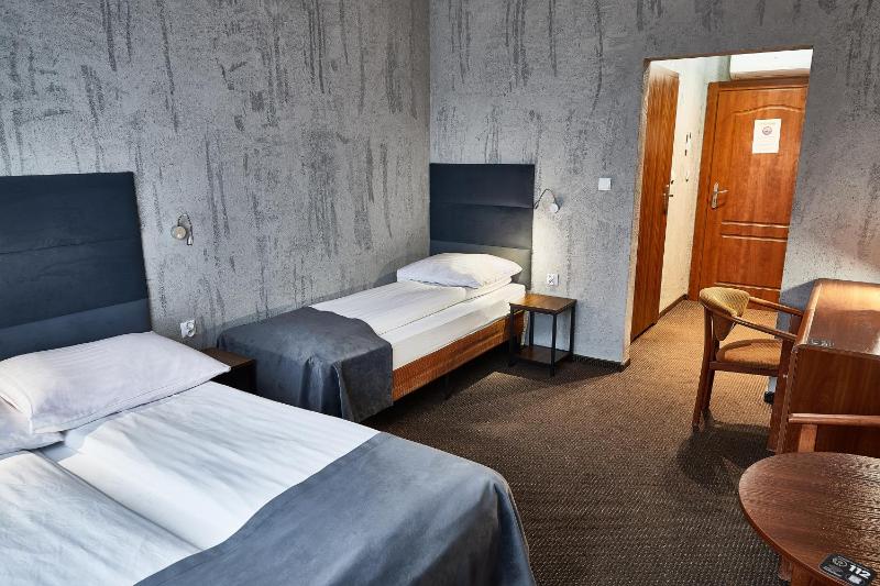 Triple Room image 4