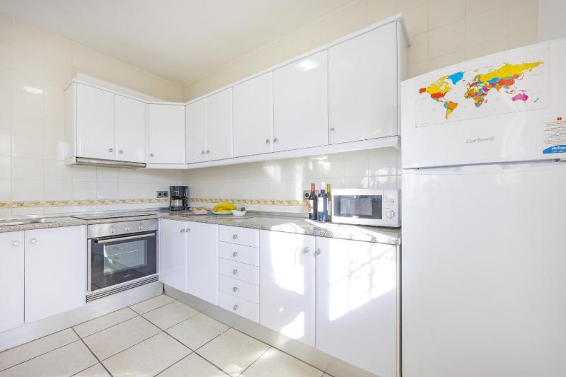 Villa Carola - PlusHolidays - image 16