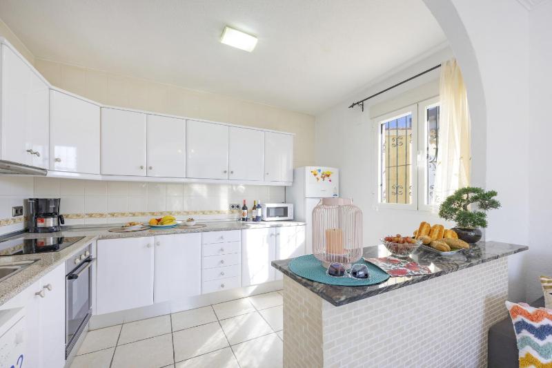 Villa Carola - PlusHolidays - image 5