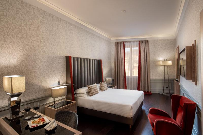 The Inn at the Spanish Steps Elegant Collection - The Gem - image 8