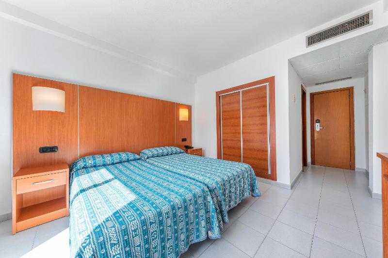 Budget Double or Twin Room (2) image 3