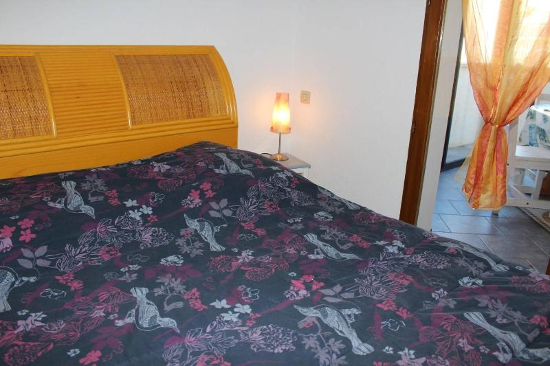 Pavillon Cosy 3 pièces avec véranda et parking GN520-048 - image 18