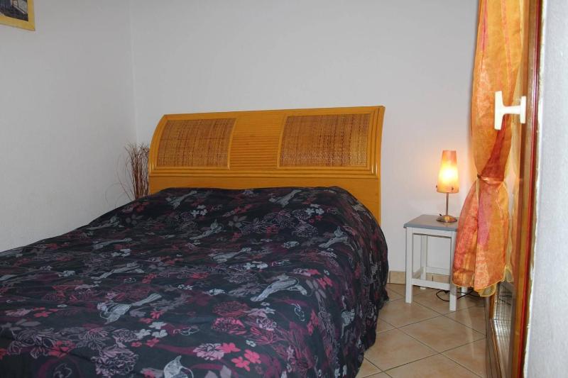 Pavillon Cosy 3 pièces avec véranda et parking GN520-048 - image 12