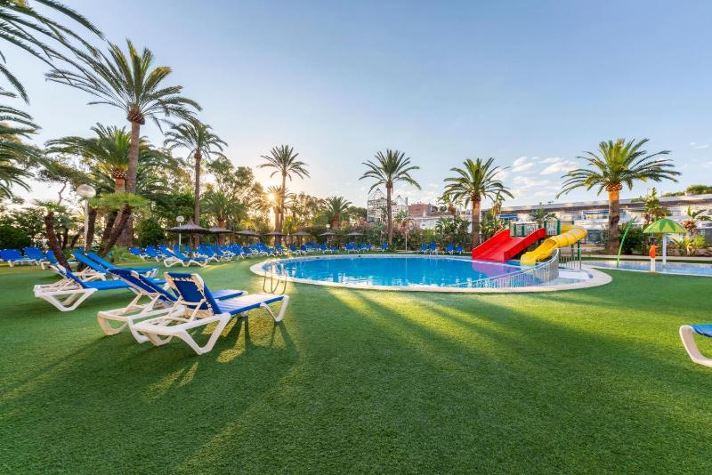 Port Denia - image 1