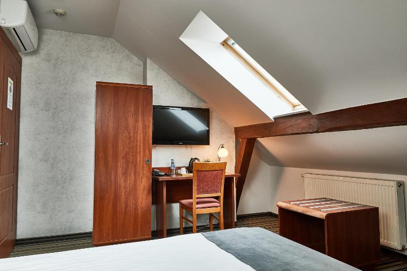 Deluxe Single Room image 4