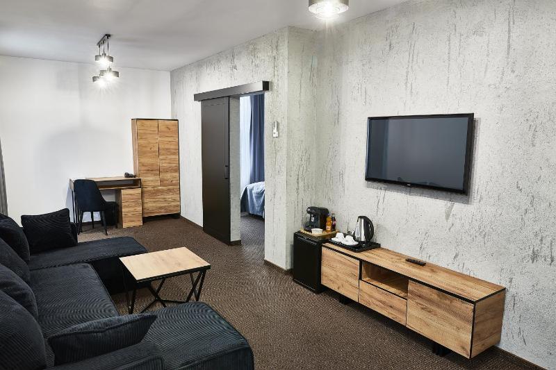 One-Bedroom Family Apartment image 1