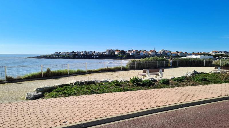 Royan PONTAILLAC - STUDIO PLEINE VUE MER - Ideal PETIT BUDGET - image 7