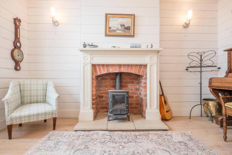 Sea Holly Cottage Aldeburgh - image 4