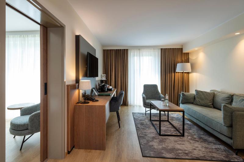 Suite with City View image 1