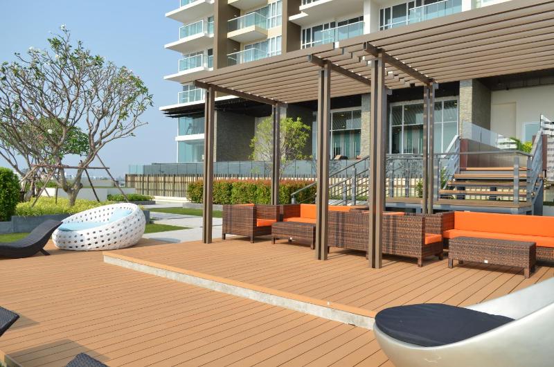 Everyday Beachfront Stylish Luxury Jomtien - image 19
