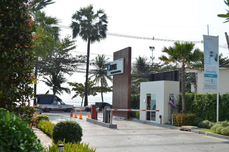 Everyday Beachfront Stylish Luxury Jomtien - image 20