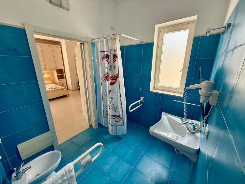 Family Room - Disability Access image 3
