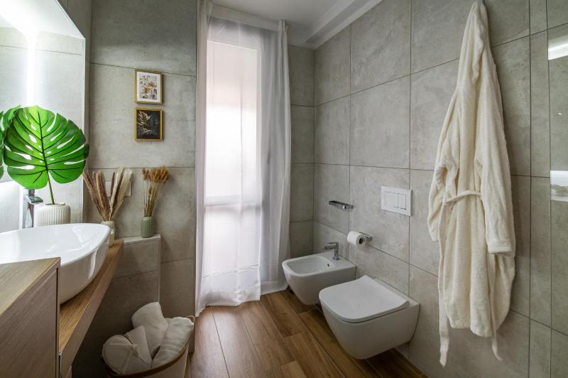 Quatrum Apartment - image 9