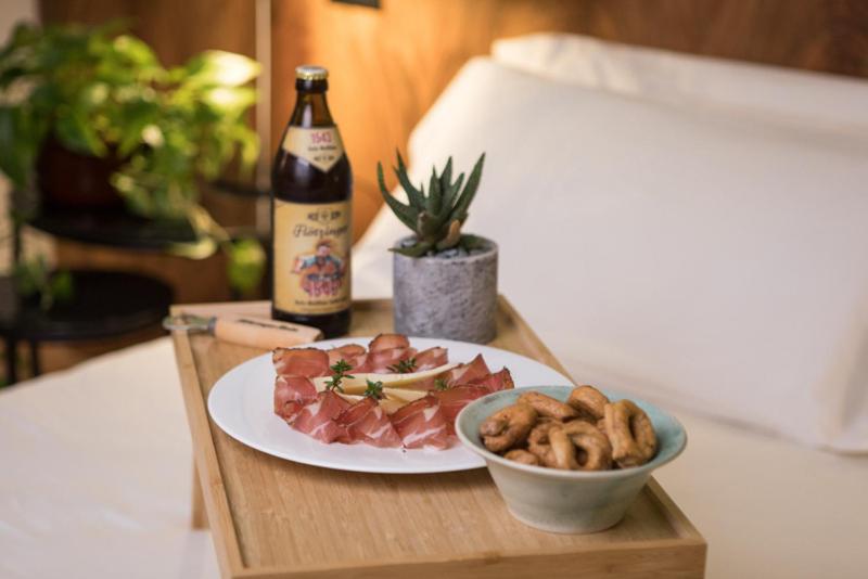 Superior Double or Twin Room image 4