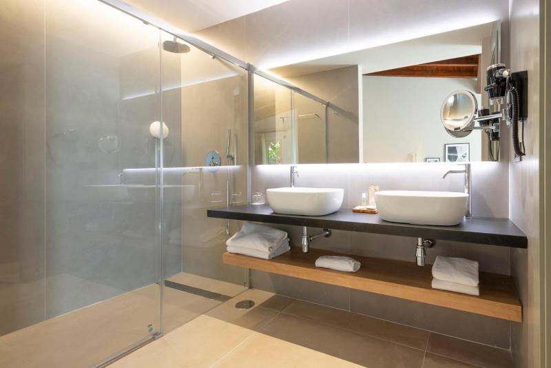 Double Room Oasis 2 (2 Adults) image 2
