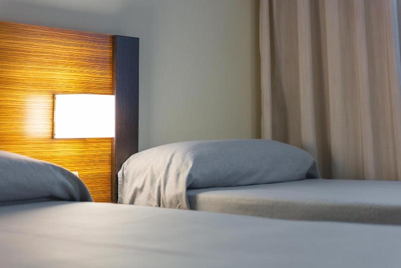 Triple Room (3 Adults) image 4