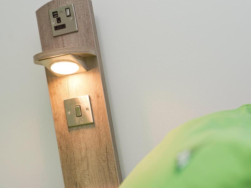 Twin Room image 2