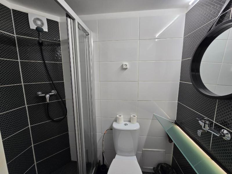 Z6 Loft Apartment - image 15