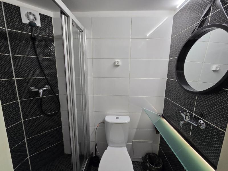 Z6 Loft Apartment - image 12