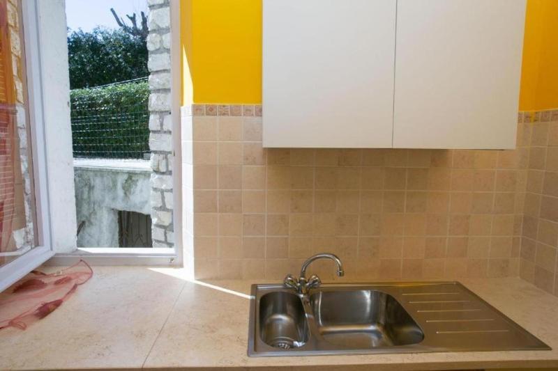 M081 - Marcelli residence Mare Verde trilo con giardino - image 9