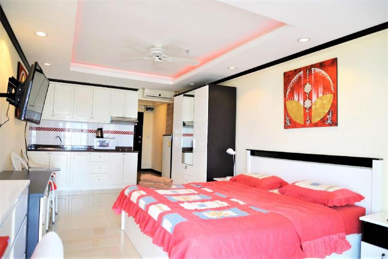 Sea view apartment Jomtien beach condominium S2 16th floor Pattaya - image 19