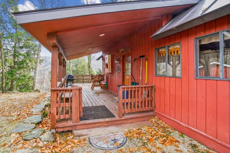 Two-Bedroom Holiday Home image 4