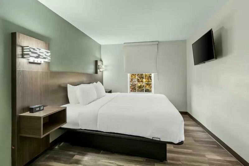 King Room - Non Smoking image 4