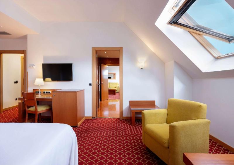 Junior Suite image 4