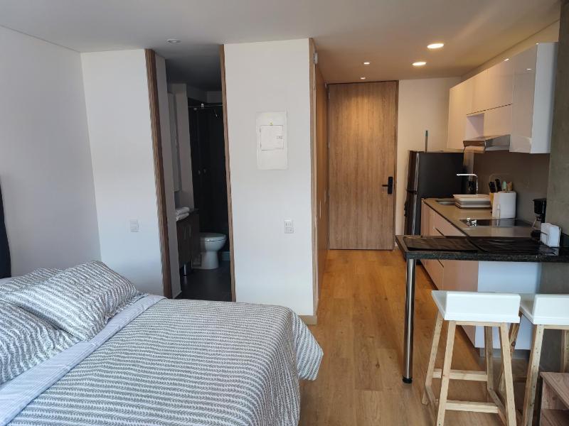 ApartaSuite Centro Internacional - image 14