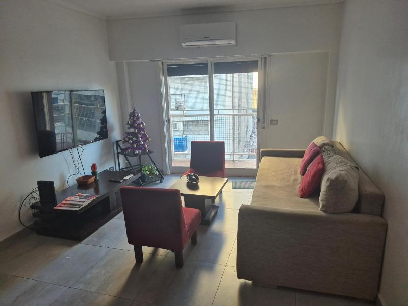Hermoso departamento de 70 metros con balcon - image 9