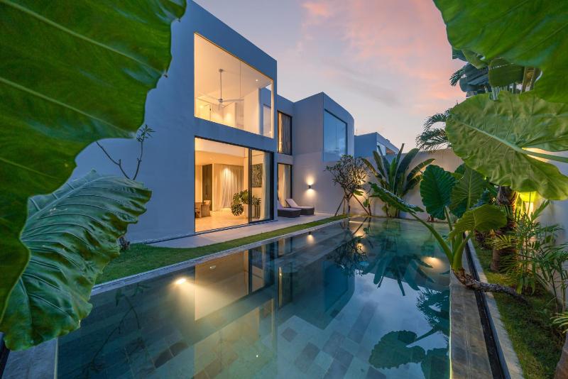 Villa Kiyoji: Brand New Minimalistic 3BR in Umalas - image 17